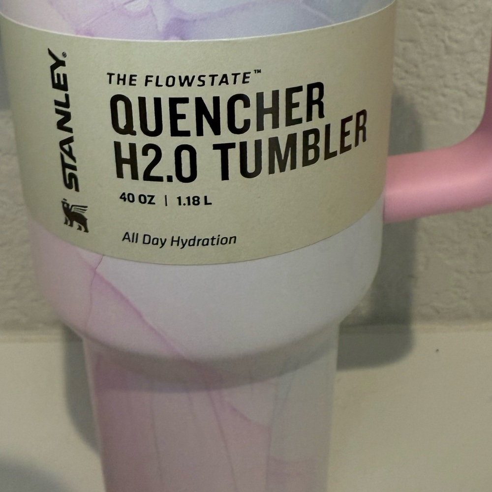 Stanley Watercolor Tulle Pink 40 oz Tumbler Water Cup Quencher H2.0 FlowState - Picture 3 of 10